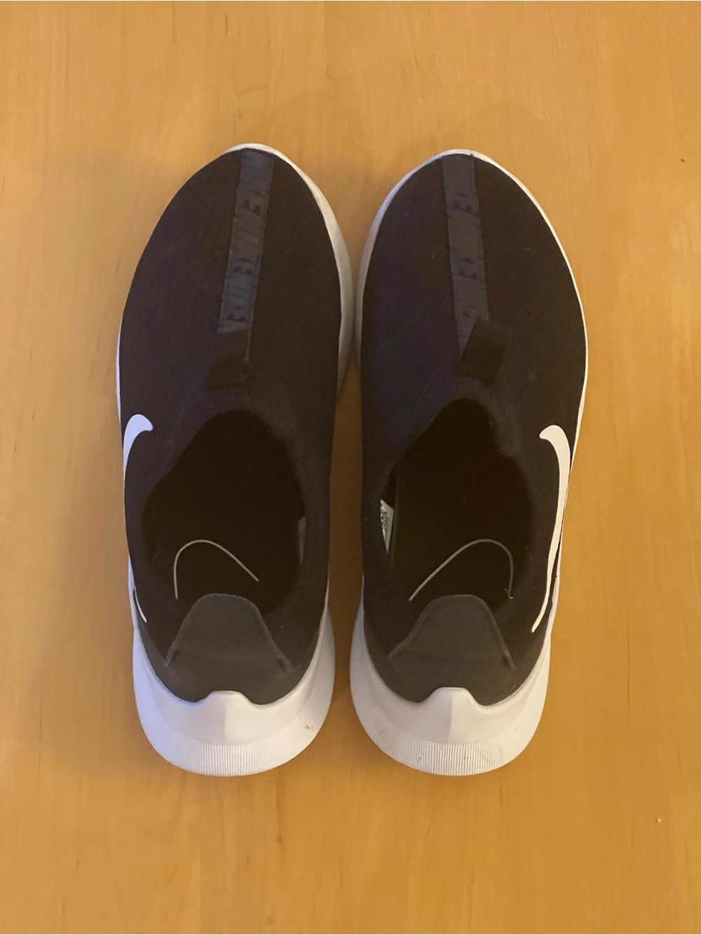 NIKE VIALE WOMENS RUNNING SHOE - Picture 3 of 4